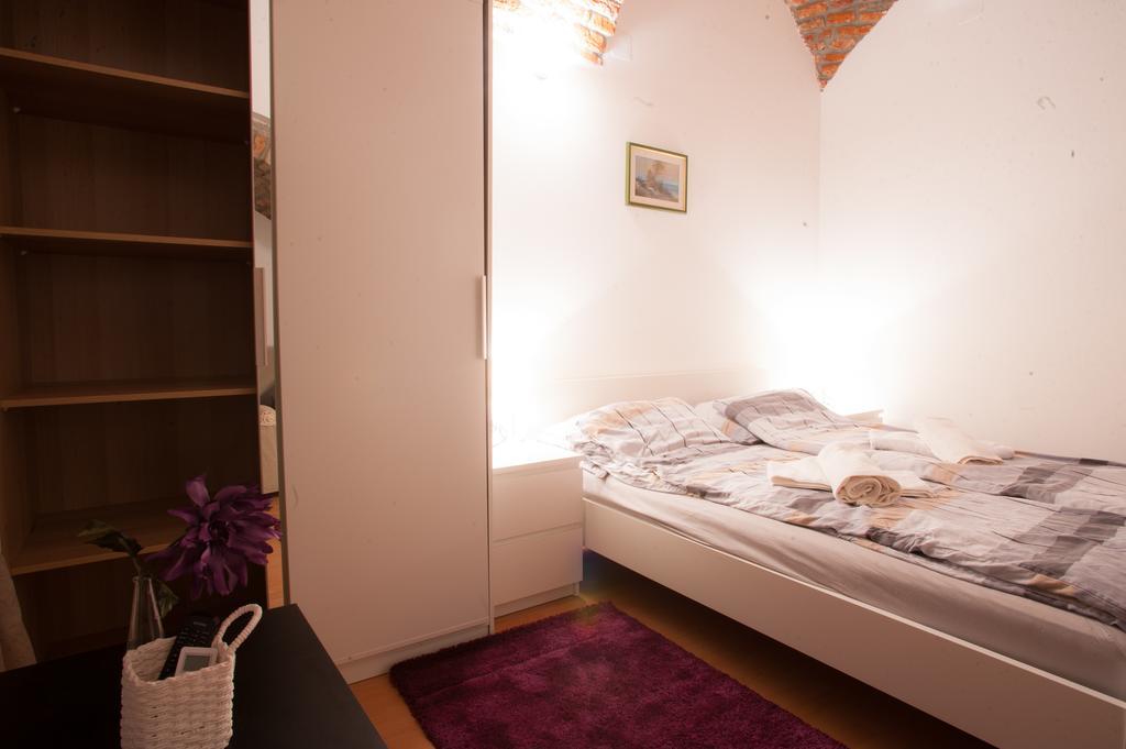 Guest House Nokturno Zagreb Room photo